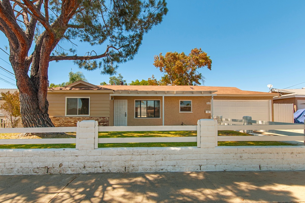 9432 Wharton Road Santee, CA 92071 - Photo 3 of 25