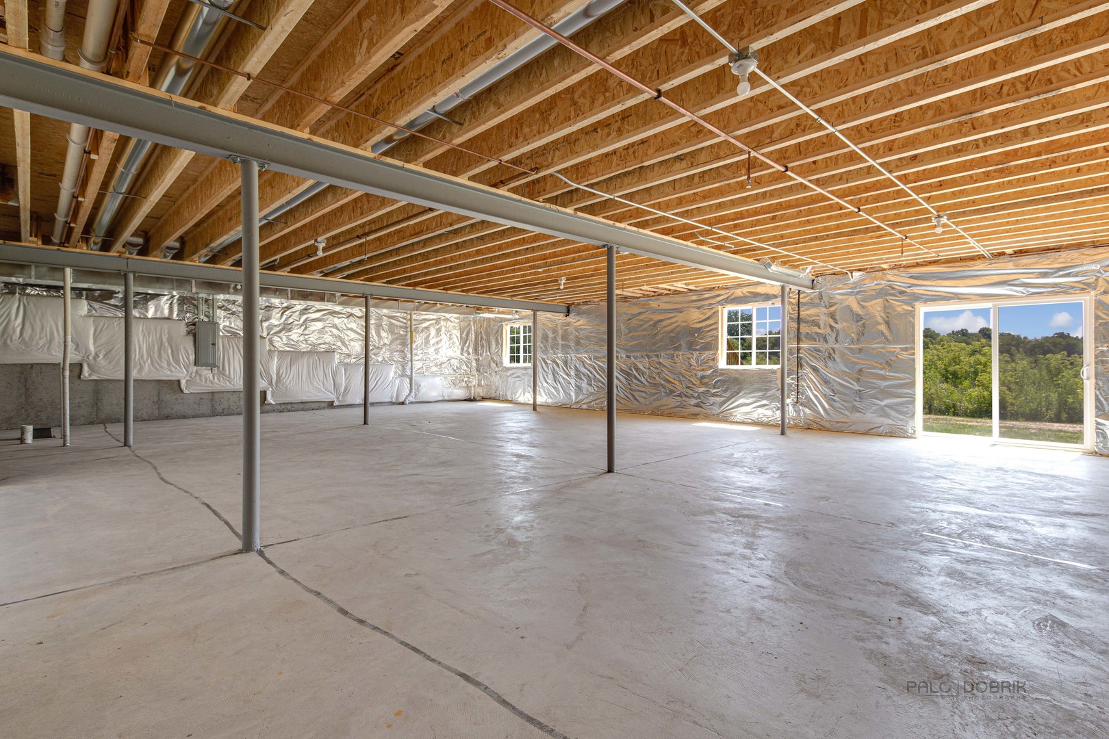 3531 South Riding Ridge Elgin, IL 60124 - Photo 29 of 36 a view of empty room with wooden floor