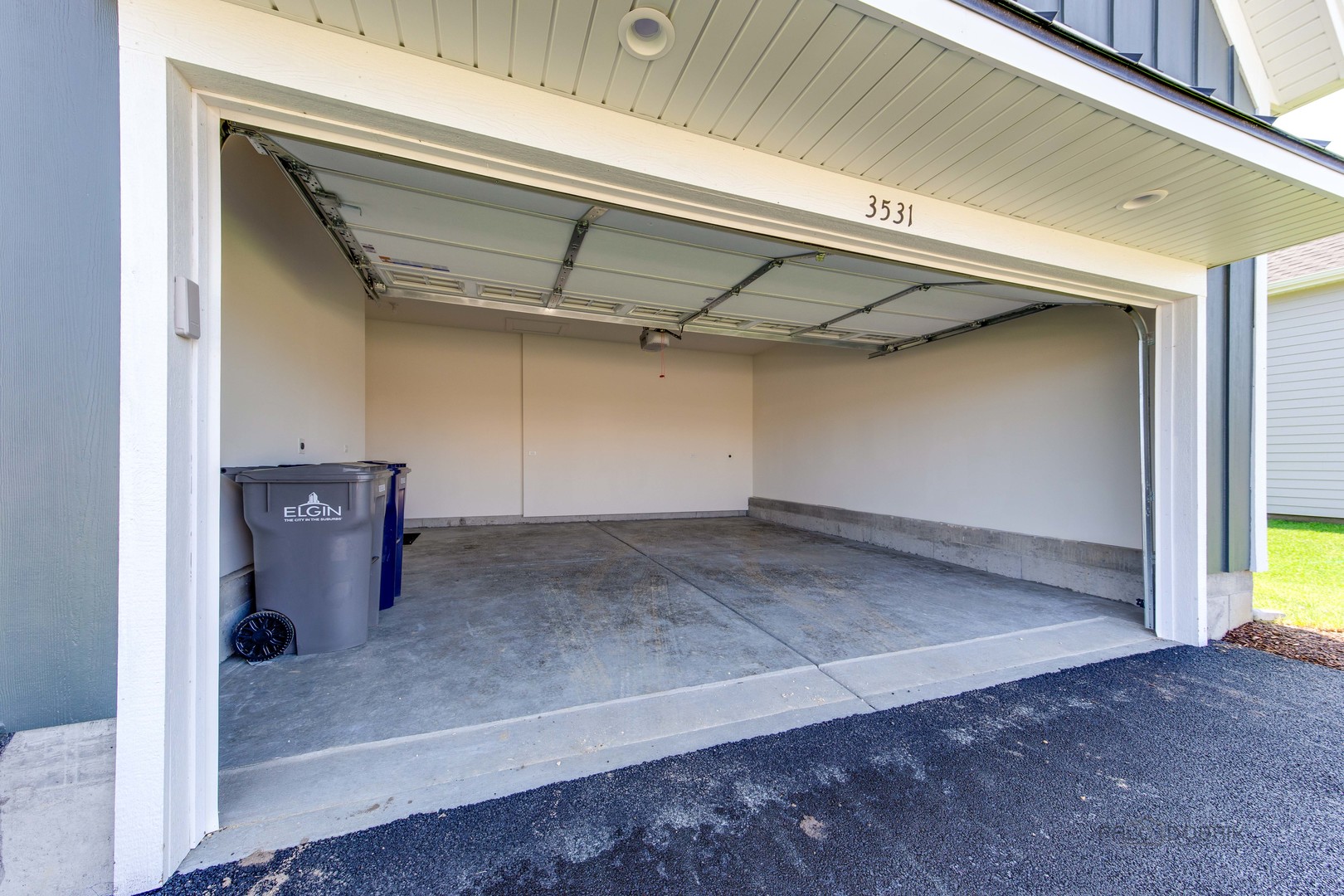 3531 South Riding Ridge Elgin, IL 60124 - Photo 34 of 36 a view of a storage & utility room