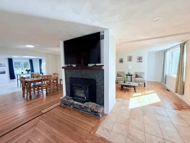 $509,900 | 975 South Main Street, Bellingham, MA 02019