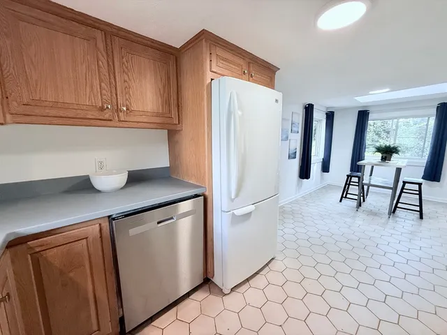 $509,900 | 975 South Main Street, Bellingham, MA 02019