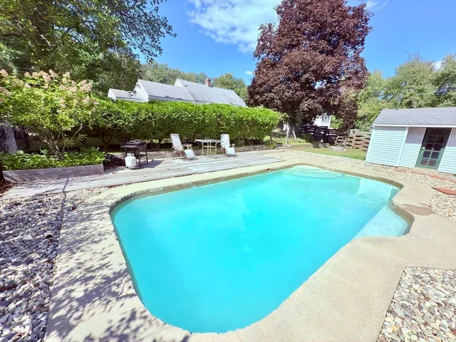 $509,900 | 975 South Main Street, Bellingham, MA 02019