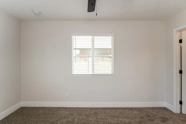 $2,195 | 548 West Elena Avenue, Mesa, AZ 85210