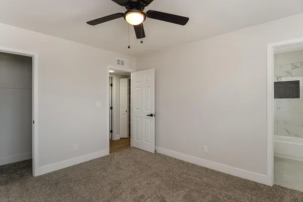 $2,195 | 548 West Elena Avenue, Mesa, AZ 85210