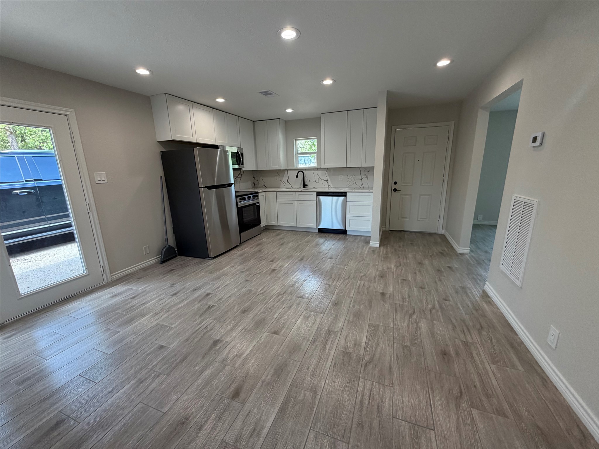 28316 East Hardy Road Spring, TX 77373 - Photo 3 of 17