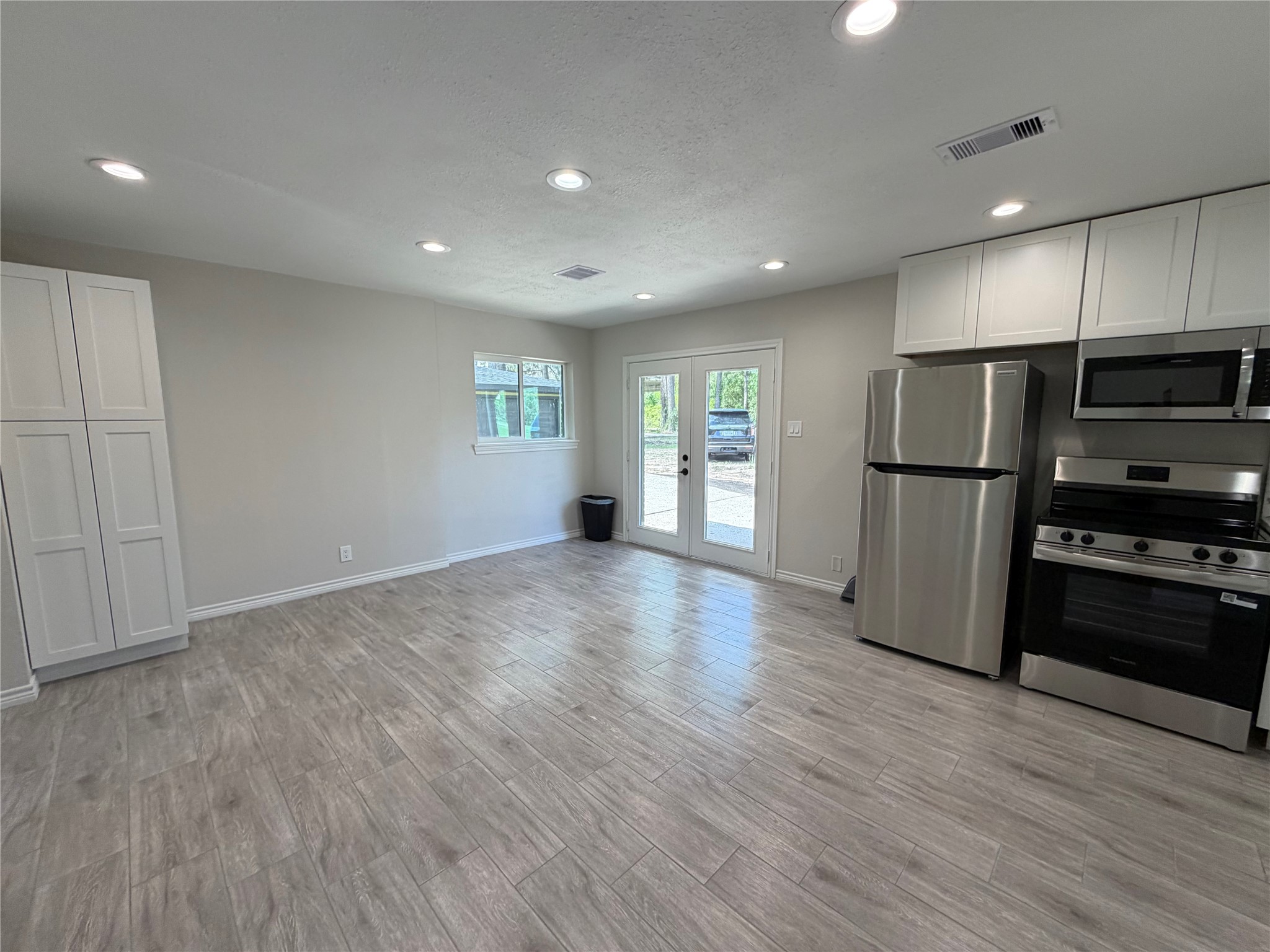 28316 East Hardy Road Spring, TX 77373 - Photo 4 of 17