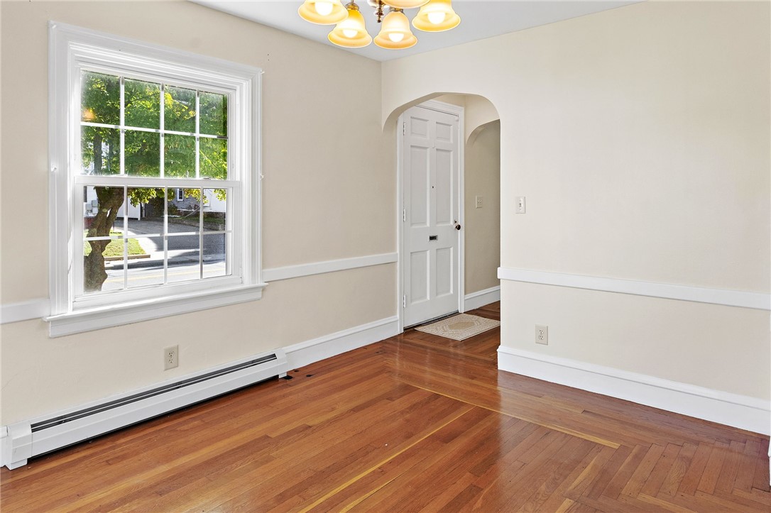 706 High Street Cumberland, RI 02864 - Photo 7 of 34 Gallery Image 7
