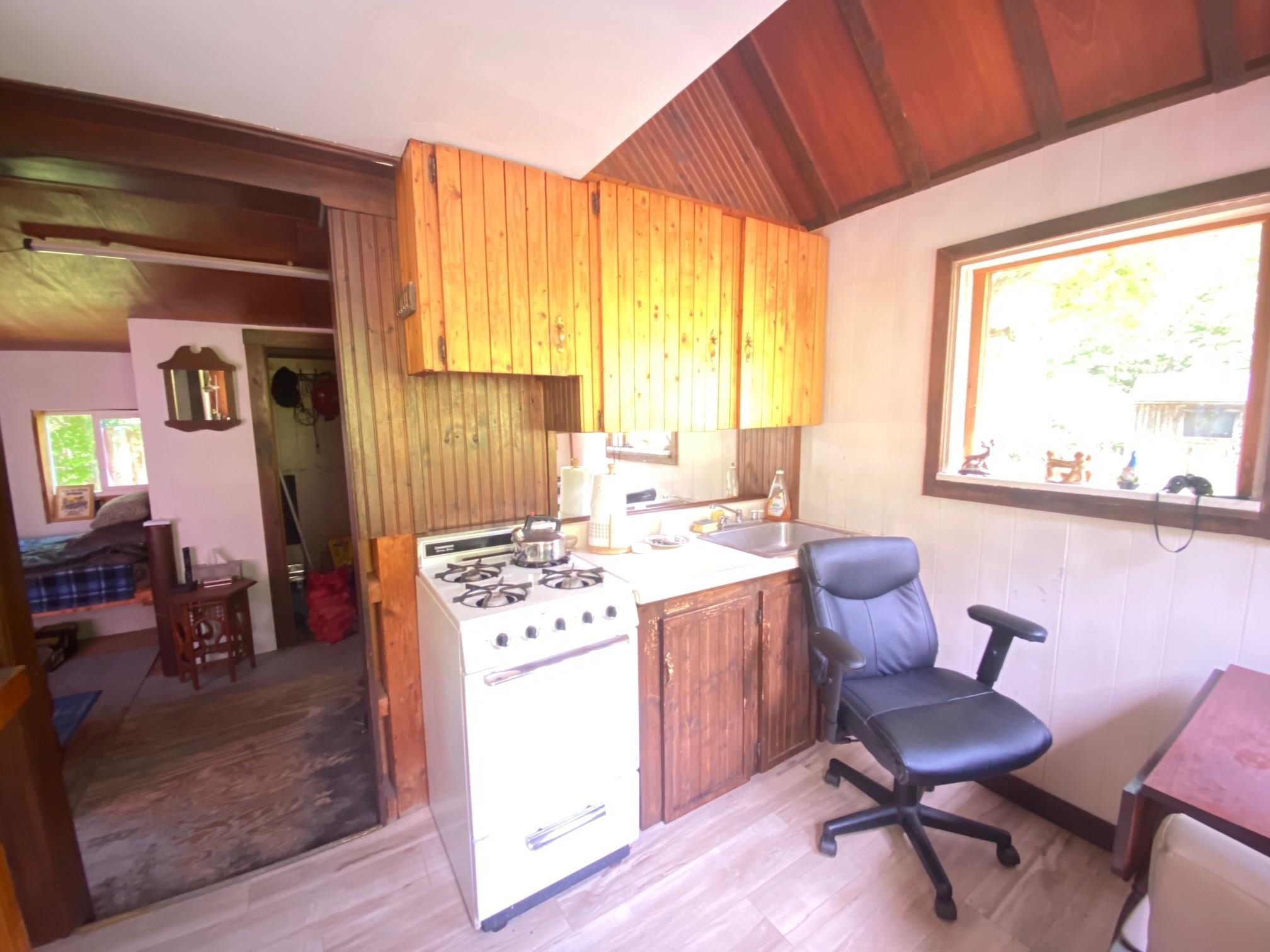 677 Horner Road Roxbury, VT 05669 - Photo 7 of 35