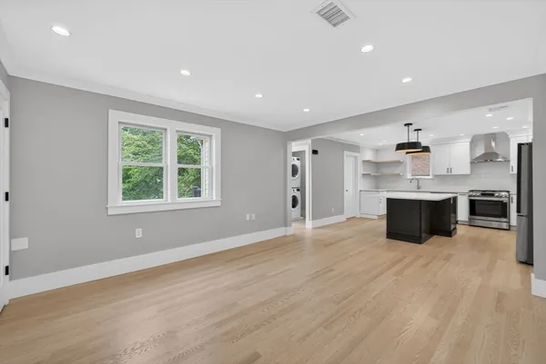 $1,500,000 | 29 Hanson Street, Unit 2, Somerville, MA 02143