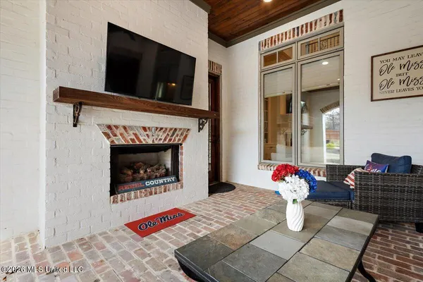 $1,199,900 | 317 Ironwood Drive, Madison, MS 39110