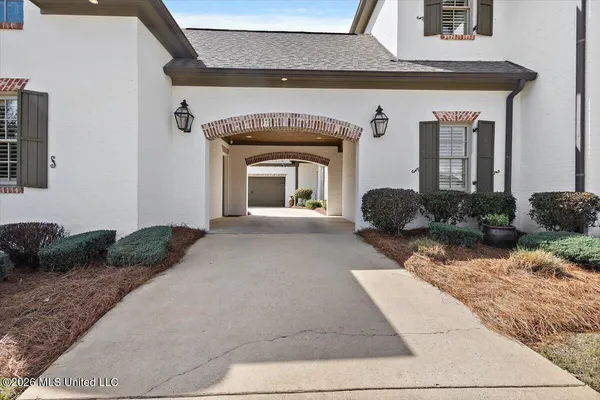 $1,199,900 | 317 Ironwood Drive, Madison, MS 39110