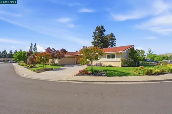 $885,000 | 1525 American Beauty Drive, Concord, CA 94521