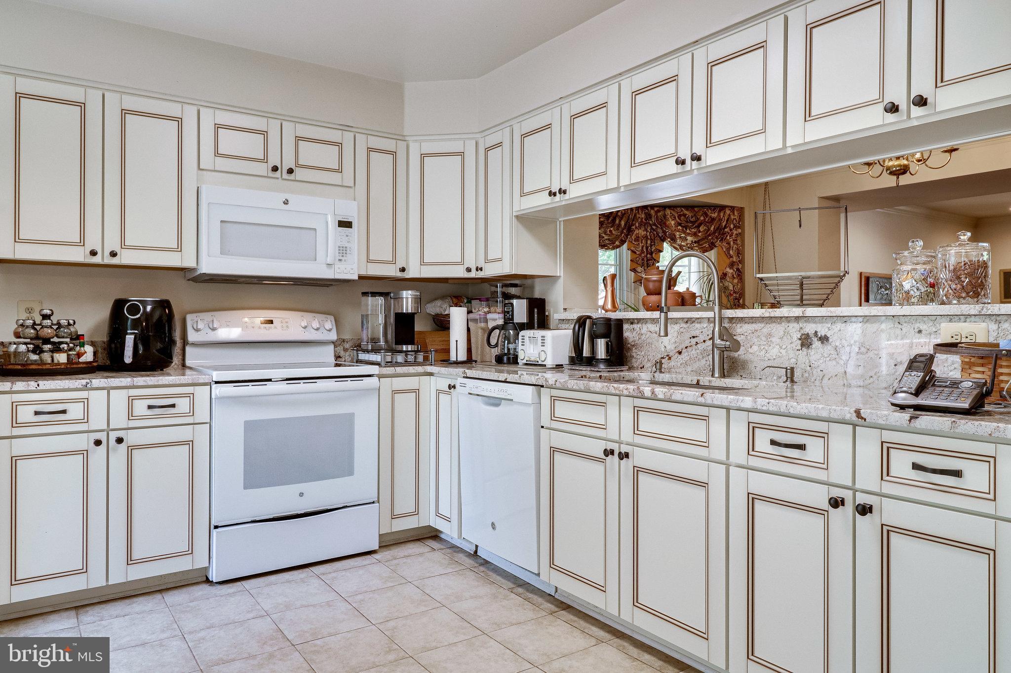 6499 Milva Lane Springfield, VA 22150 - Photo 8 of 26