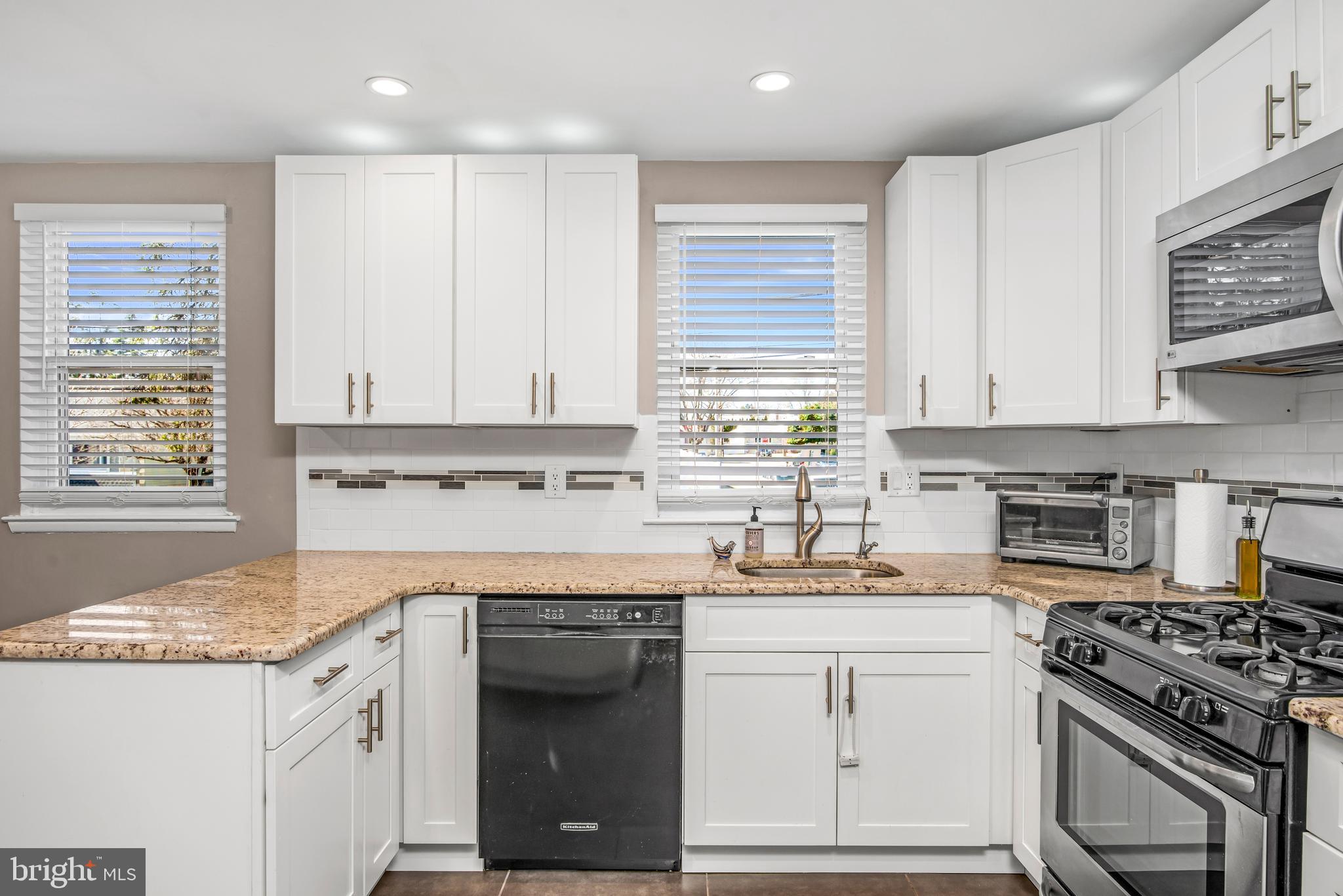 11707 Stevens Road Philadelphia, PA 19116 - Photo 17 of 37