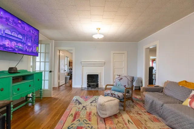 a bed room with a bed and cabinets