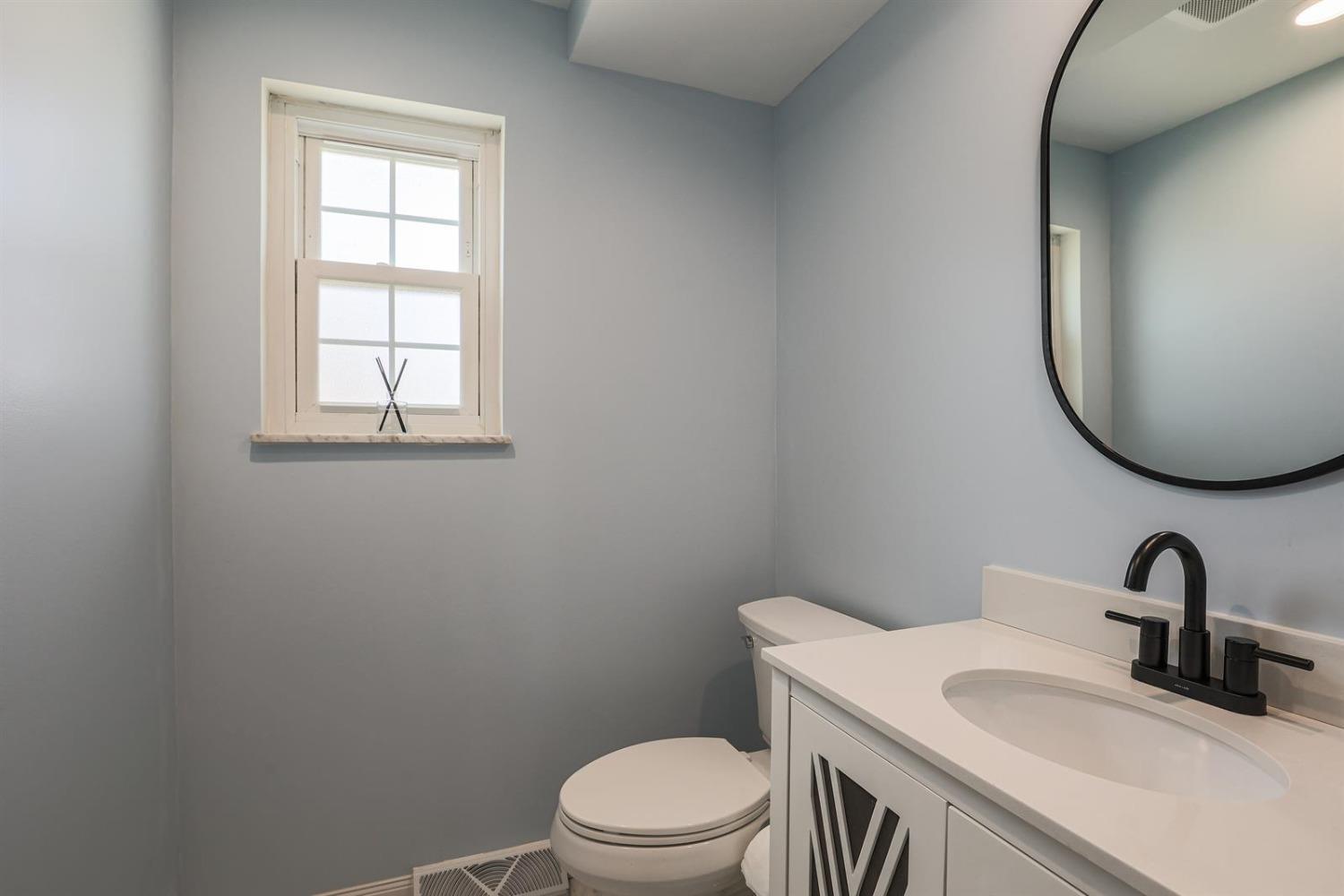 765 Ackley Road Cincinnati, OH 45255 - Photo 24 of 32 Gallery Image 24
