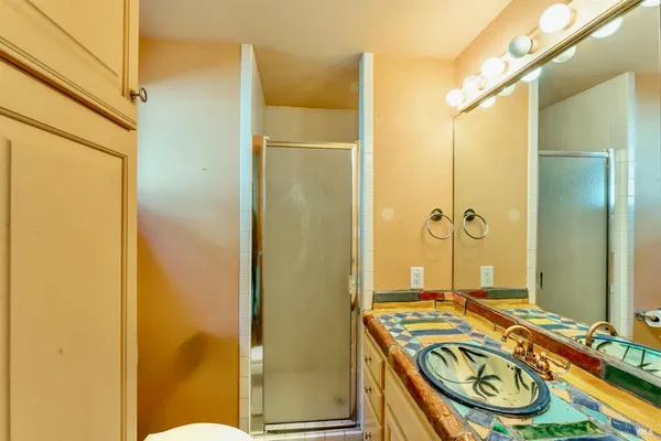 a view of a livingroom with storage & utility room