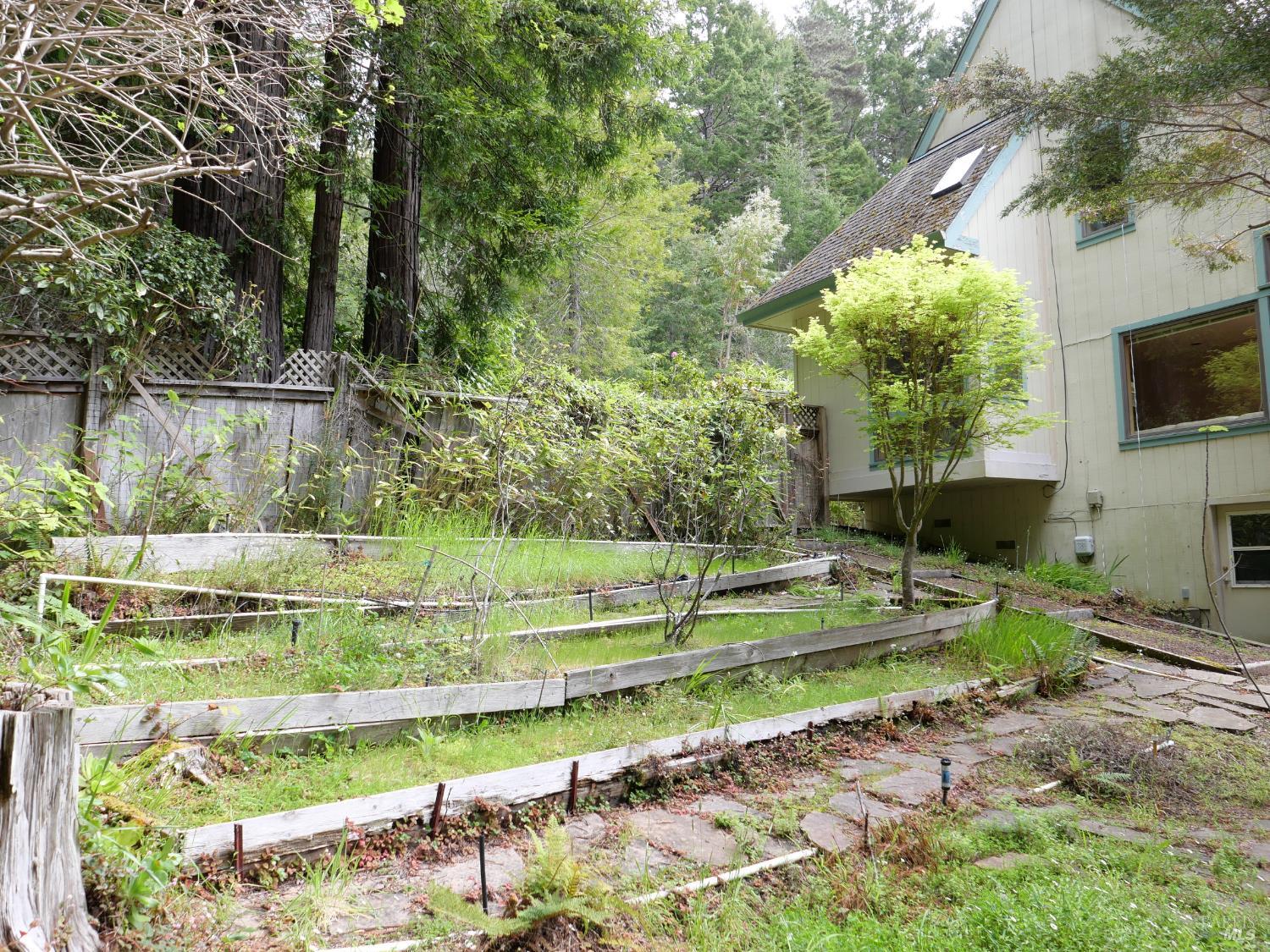 33100 Frog Pond Road Little River, CA 95456 - Photo 39 of 48 Raised Garden Beds