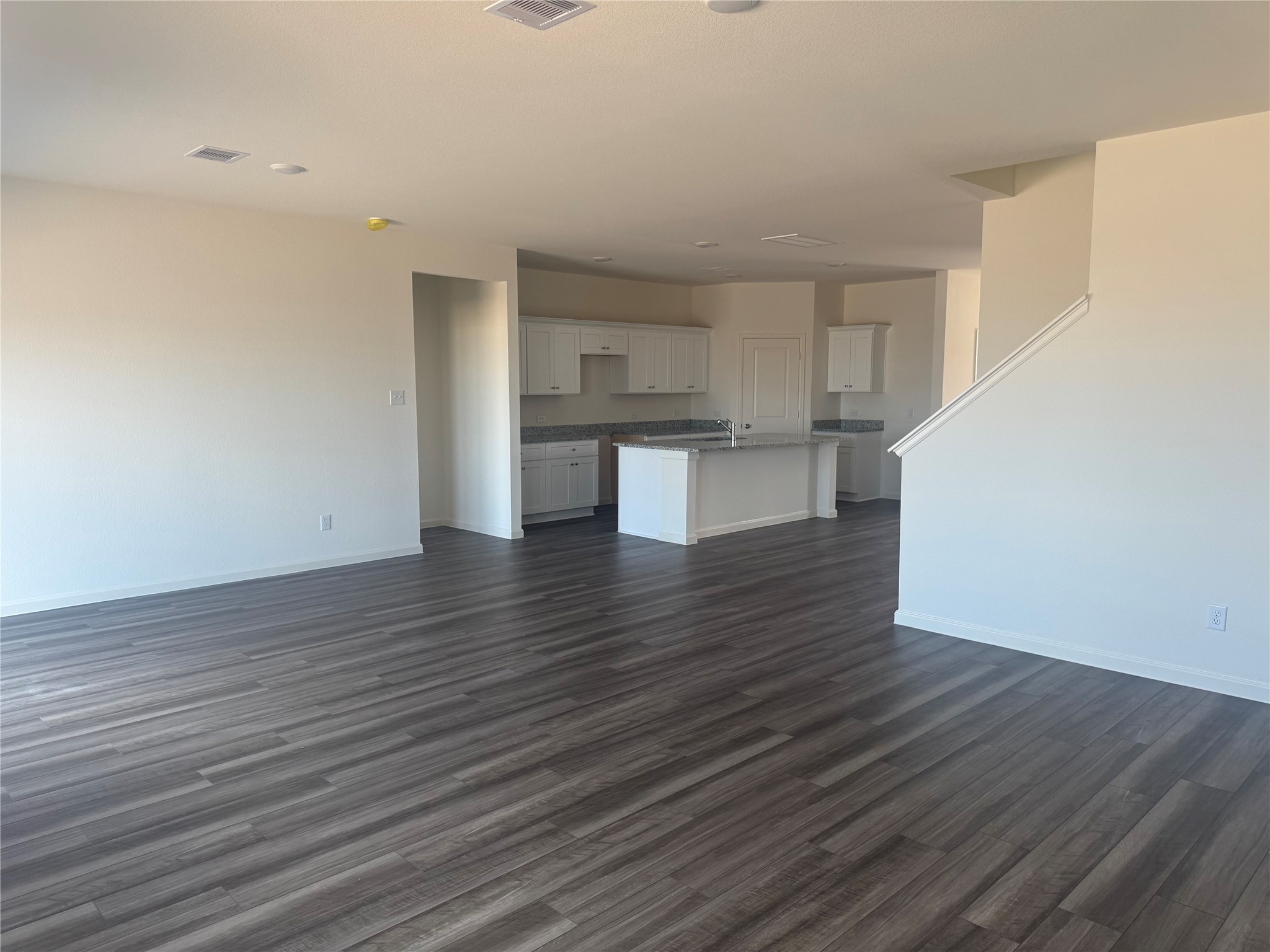 3122 Diamond Vw Lane Angleton, TX 77515 - Photo 4 of 11