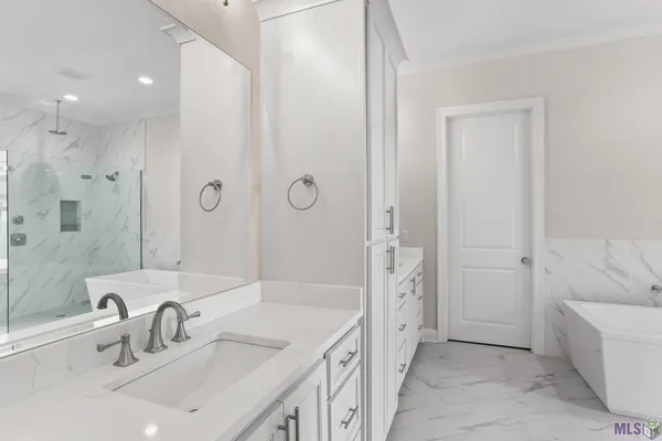 $589,900 | 4421 Camargue Avenue, Baton Rouge, LA 70820