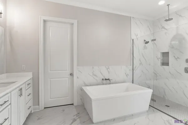 $589,900 | 4421 Camargue Avenue, Baton Rouge, LA 70820