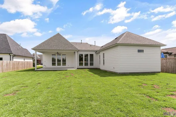 $589,900 | 4421 Camargue Avenue, Baton Rouge, LA 70820