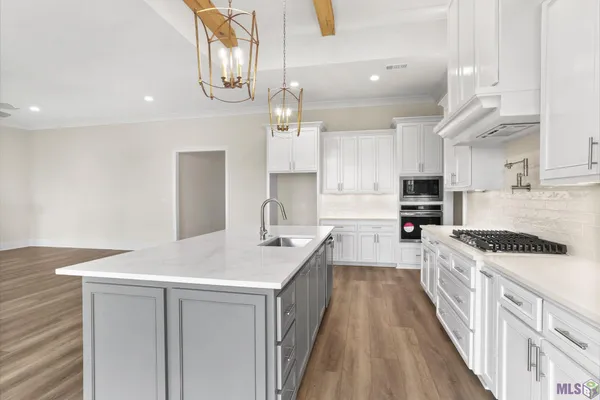 $589,900 | 4421 Camargue Avenue, Baton Rouge, LA 70820