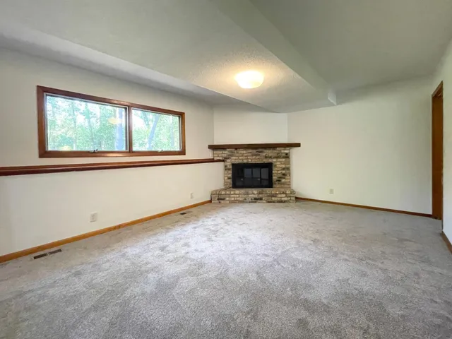 $2,200 | 5420 Mallard Lane, Shorewood, MN 55331