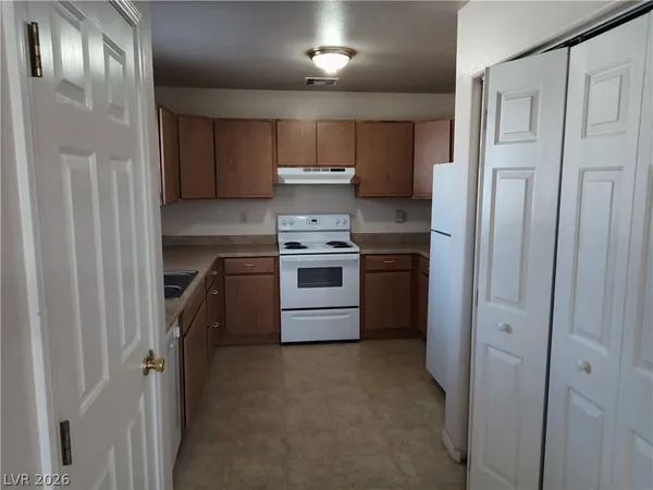 $1,300 | 1181 Bourbon Street, Unit 3, Pahrump, NV 89048