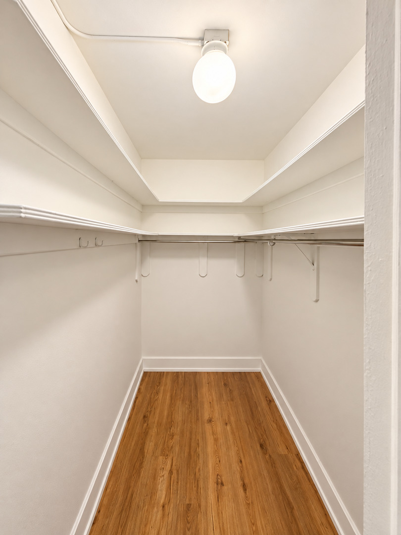 3170 North Sheridan Road, Unit 719 Chicago, IL 60657 - Photo 9 of 23 Gallery Image 9