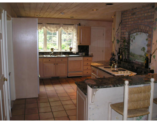 107 Loomis Ridge Road Westfield, MA 01085 - Photo 9 of 20 Gallery Image 9