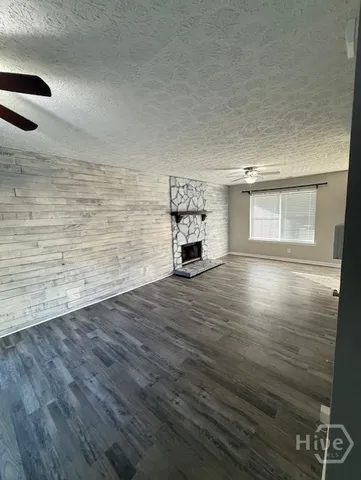 $2,750 | 225 Redan Drive, Savannah, GA 31410