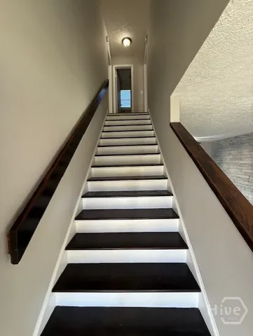 $2,750 | 225 Redan Drive, Savannah, GA 31410