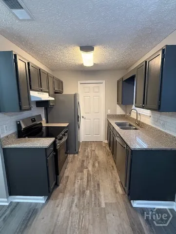 $2,750 | 225 Redan Drive, Savannah, GA 31410