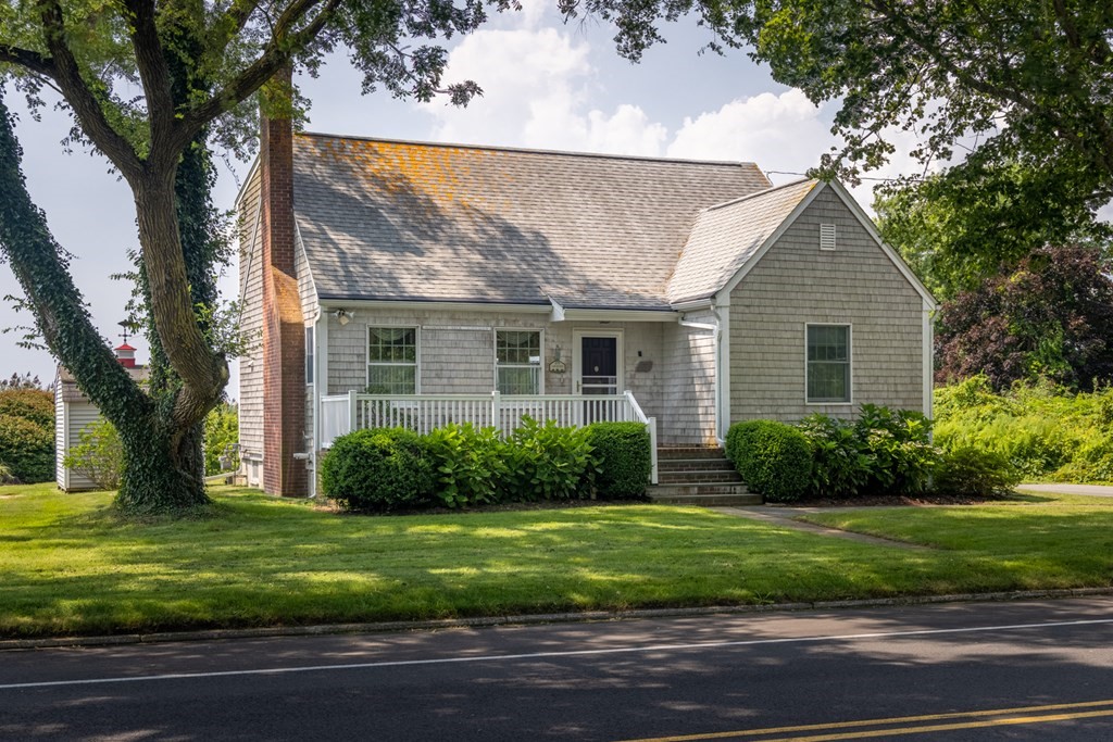 270 Sconticut Neck Road Fairhaven, MA 02719 - Photo 1 of 24 Gallery Image 1