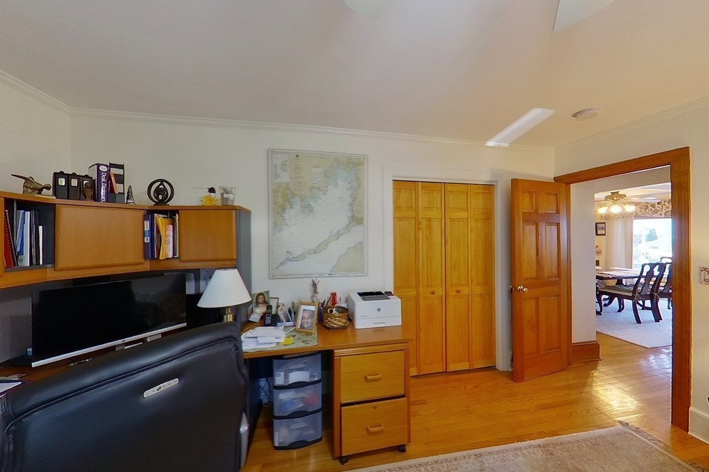 270 Sconticut Neck Road Fairhaven, MA 02719 - Photo 15 of 24 Gallery Image 15