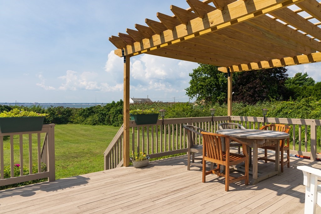 270 Sconticut Neck Road Fairhaven, MA 02719 - Photo 4 of 24 Gallery Image 4