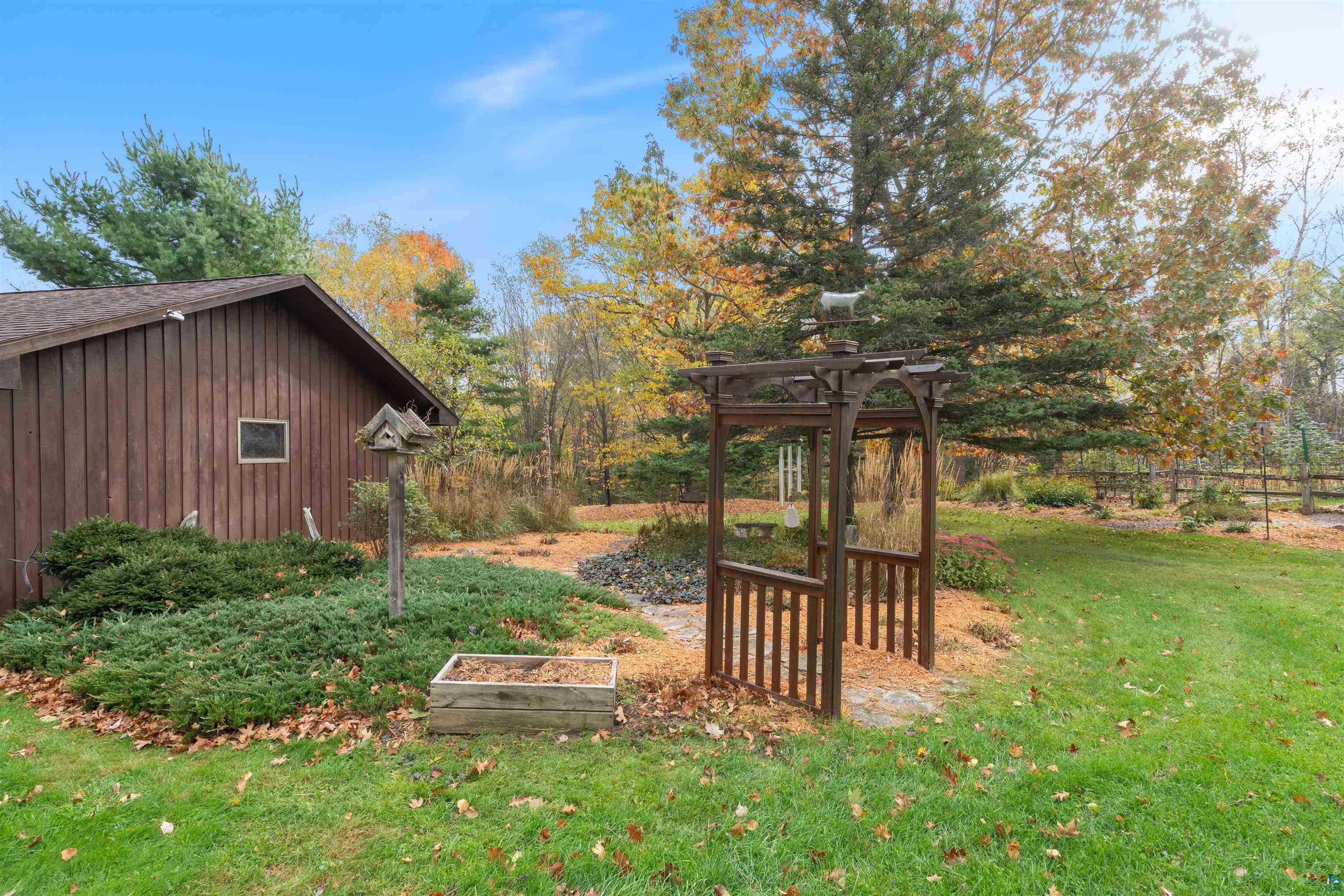 6659 East County Rd B South Range, WI 54874 - Photo 11 of 54