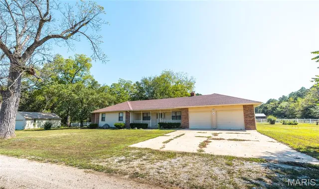 $615,800 | 10110 Ashley Creek Road, Salem, MO 65560