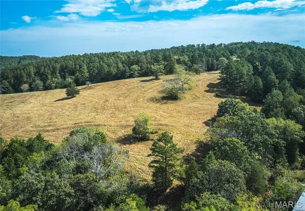 $615,800 | 10110 Ashley Creek Road, Raymondville, MO 65555