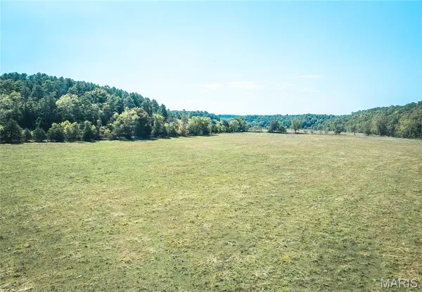 $615,800 | 10110 Ashley Creek Road, Raymondville, MO 65555