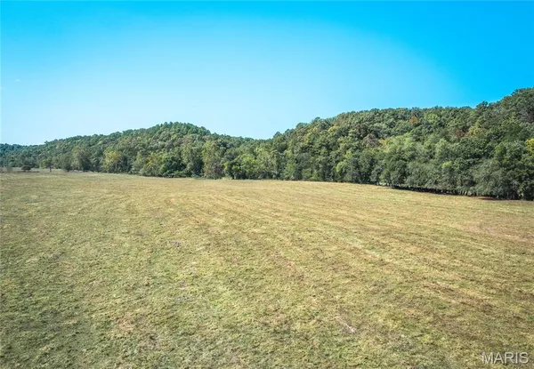 $615,800 | 10110 Ashley Creek Road, Raymondville, MO 65555
