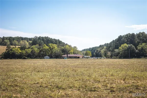 $615,800 | 10110 Ashley Creek Road, Raymondville, MO 65555