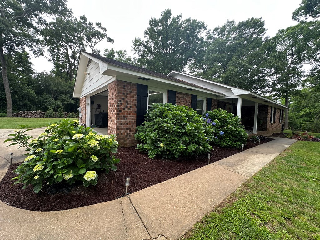 5884 Fish Road Dalzell, SC 29040 - Photo 4 of 42