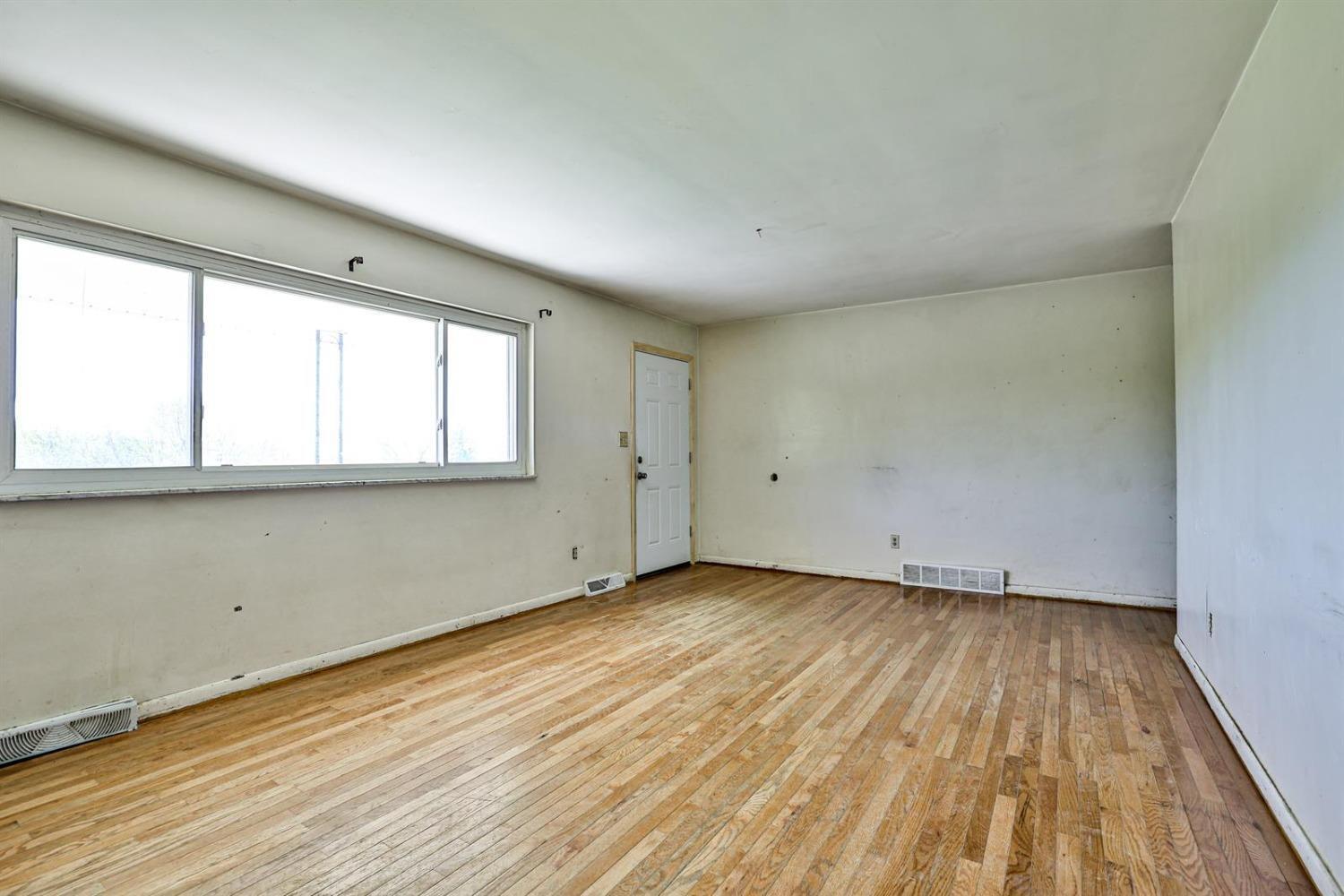 11195 Flora Road Harrison, OH 45030 - Photo 5 of 40 Gallery Image 5