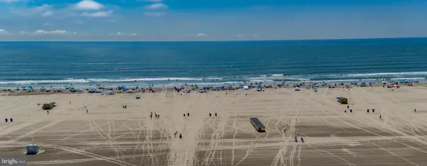 $995,000 | 6109 Atlantic Avenue, Unit 100, Wildwood Crest, NJ 08260