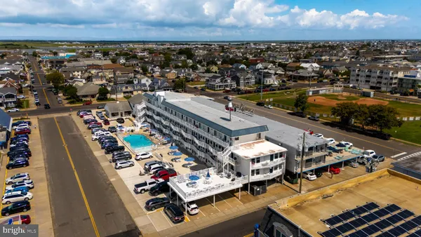 $995,000 | 6109 Atlantic Avenue, Unit 100, Wildwood Crest, NJ 08260