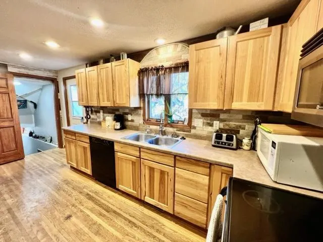 $239,900 | 704 South Minnesota Street, Redwood Falls, MN 56283