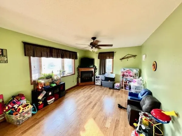 $239,900 | 704 South Minnesota Street, Redwood Falls, MN 56283