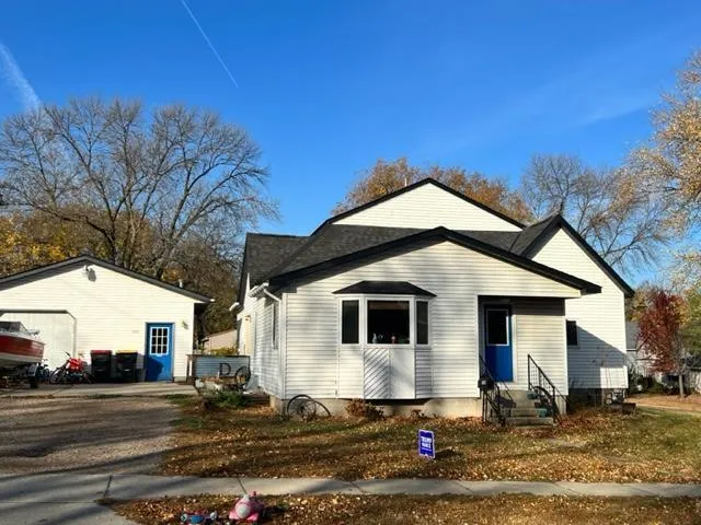 $239,900 | 704 South Minnesota Street, Redwood Falls, MN 56283